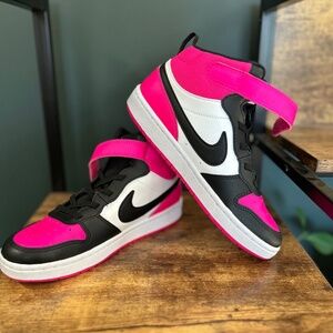 Youth Nike Court Borough High Top Size 3